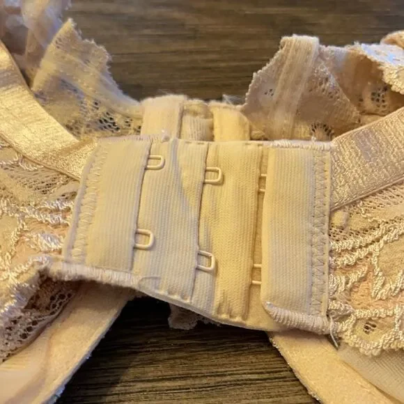 Sexy Lace Bra - Beige/Nude with Tag - Picture 12 of 13